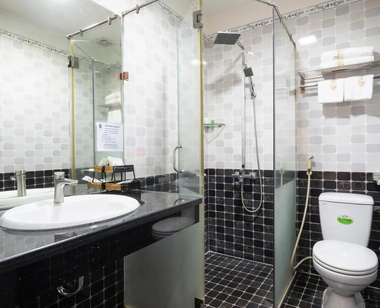 Thien Phu Logia Hotel Ho Chi Minh City 2*,  Vietnam